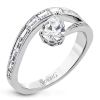 Engagement Ring in 18k Gold with Diamonds