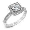 Engagement Ring in 18k Gold with Diamonds
