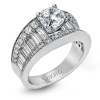 Engagement Ring in 18k Gold with Diamonds