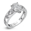 Engagement Ring in 18k Gold with Diamonds
