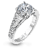 Engagement Ring in 18k Gold