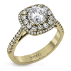 Engagement Ring in 18k Gold with Diamonds