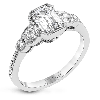 Engagement Ring in 18k Gold with Diamonds