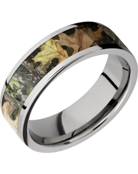 Titanium 7mm flat band with a 5mm inlay of Mossy Oak Obsession Camo
