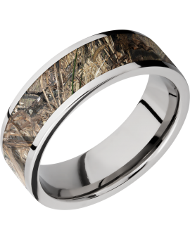 Cobalt chrome 7mm flat band with a 5mm inlay of Mossy Oak Duck Blind Camo