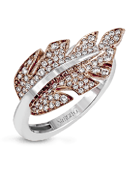 Right Hand Ring in 18k Gold with Diamonds