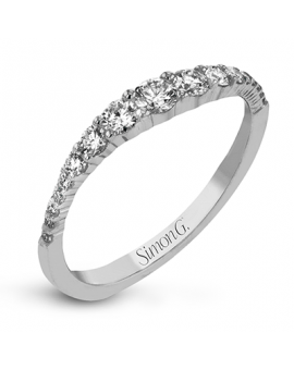 Right Hand Ring in 18k Gold with Diamonds