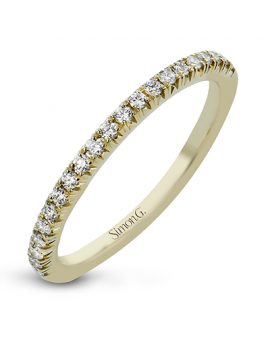 Engagement Ring in 18k Gold with Diamonds