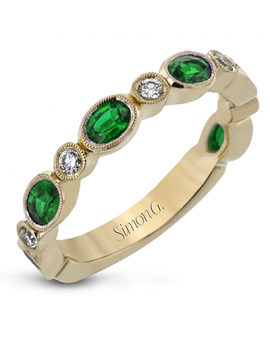 Color Ring in 18k Gold with Diamonds