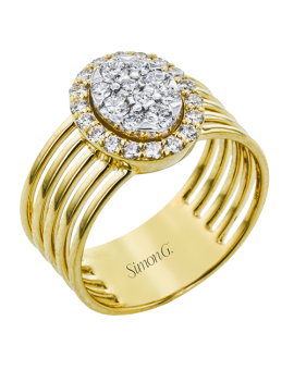 Right Hand Ring in 18k Gold with Diamonds