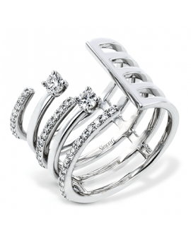 Right Hand Ring in 18k Gold with Diamonds