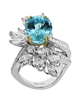 Color Ring in 18k Gold with Diamonds