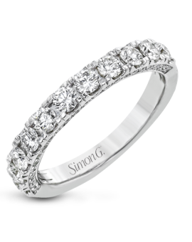 Engagement Ring in 18k Gold with Diamonds