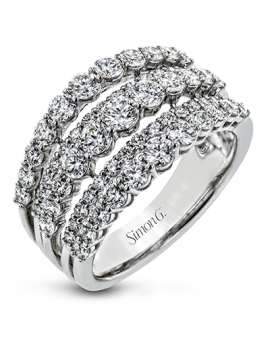 Right Hand Ring in 18k Gold with Diamonds