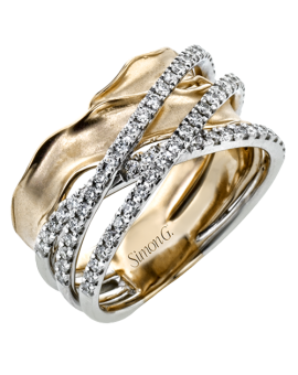 Right Hand Ring in 18k Gold with Diamonds