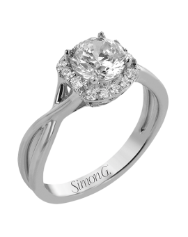 Engagement Ring in 18k Gold with Diamonds