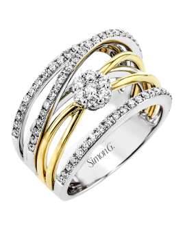 Right Hand Ring in 18k Gold with Diamonds