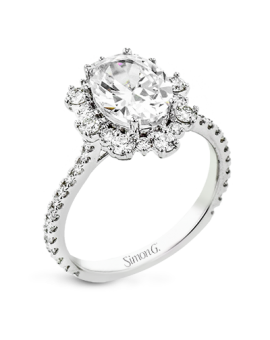 Engagement Ring in 18k Gold with Diamonds