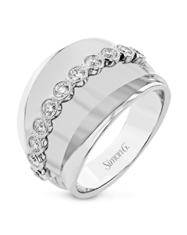Right Hand Ring in 18k Gold with Diamonds