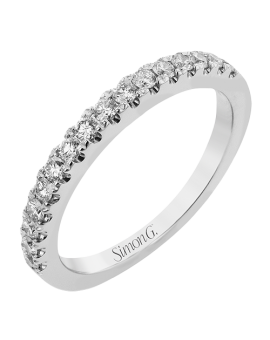 Engagement Ring in 18k Gold with Diamonds