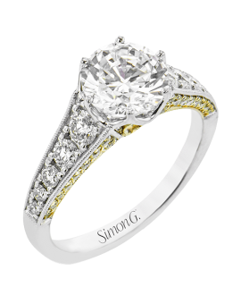 Engagement Ring in 18k Gold with Diamonds
