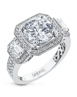 Engagement Ring in 18k Gold with Diamonds