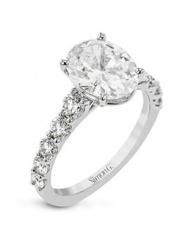 Engagement Ring in 18k Gold with Diamonds