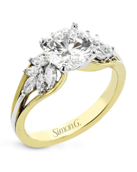 Engagement Ring in 18k Gold