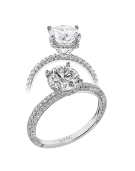 Engagement Ring in 18k Gold with Diamonds