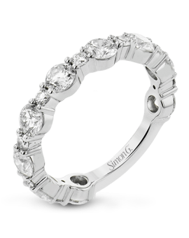 Right Hand Ring in 18k Gold with Diamonds