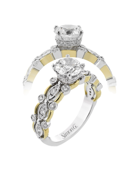 Engagement Ring in 18k Gold with Diamonds