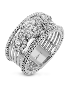 Right Hand Ring in 18k Gold with Diamonds