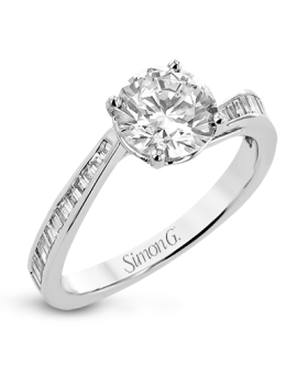 Engagement Ring in 18k Gold