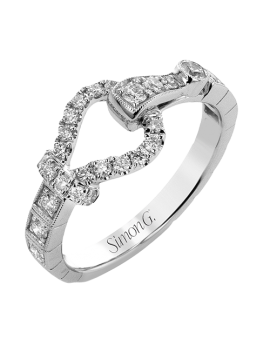 Right Hand Ring in 18k Gold with Diamonds