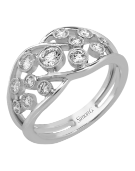 Right Hand Ring in 18k Gold with Diamonds