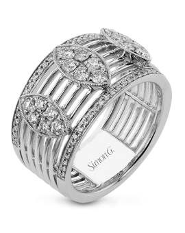 Right Hand Ring in 18k Gold with Diamonds