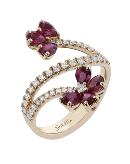 Color Ring in 18k Gold with Diamonds