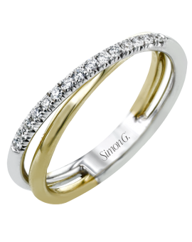 Right Hand Ring in 18k Gold with Diamonds