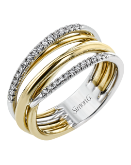 Right Hand Ring in 18k Gold with Diamonds