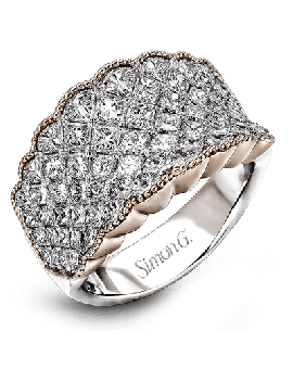 Right Hand Ring in 18k Gold