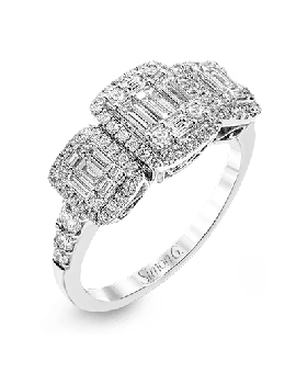 Right Hand Ring in 18k Gold with Diamonds