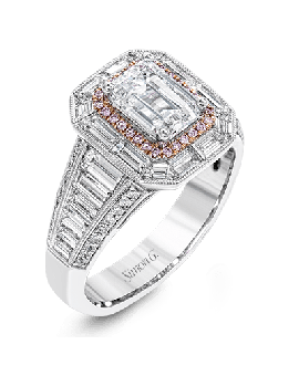 Engagement Ring in 18k Gold with Diamonds