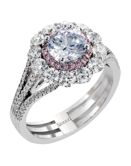 Engagement Ring in 18k Gold with Diamonds