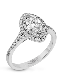 Engagement Ring in 18k Gold with Diamonds