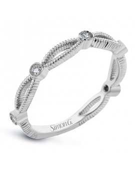 Right Hand Ring in 18k Gold with Diamonds