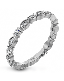 Right Hand Ring in 18k Gold with Diamonds