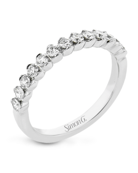 Wedding Band in 18k Gold with Diamonds