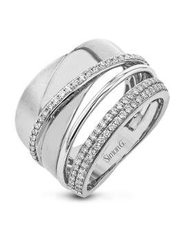 Right Hand Ring in 18k Gold with Diamonds