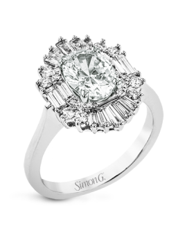 Engagement Ring in 18k Gold with Diamonds