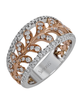 Right Hand Ring in 18k Gold with Diamonds